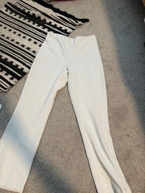 lululemon athletica Cream Ribbed Cropped Pants